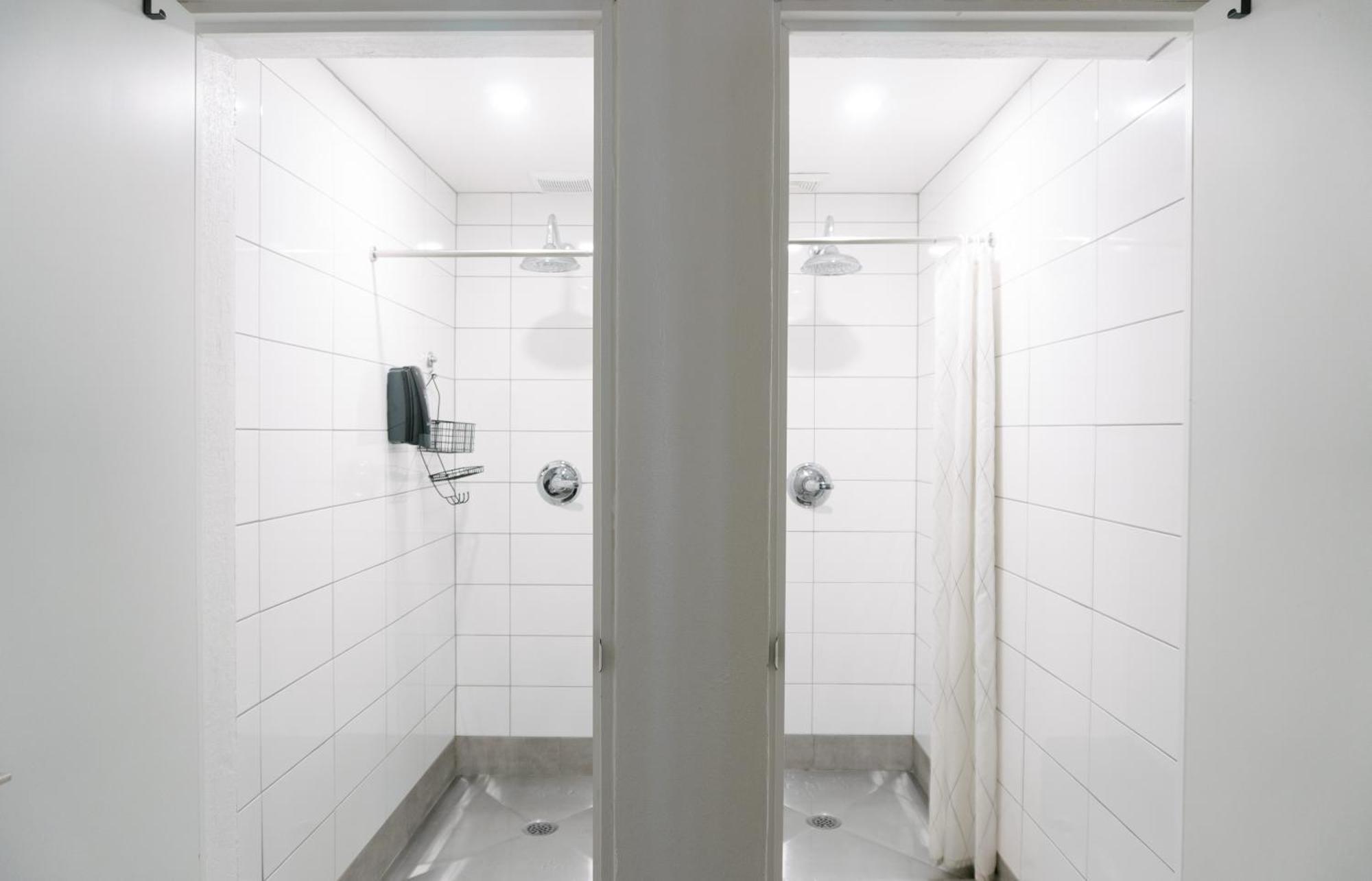 Saintlo Ottawa Jail Hostel 외부 사진